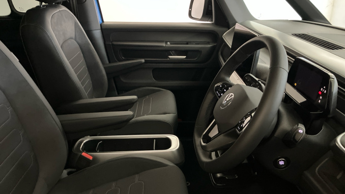 Volkswagen ID. Buzz 210kW Style Pro 79kWh 5dr Auto [Design+] Electric Estate - Image 15